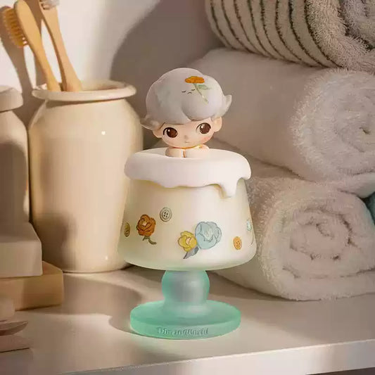 DIMOO THE MISSING DAY SERIES SCENTED CANDLE