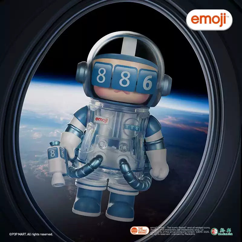 MEGA SPACE MOLLY 100% EMOJI SERIES TOYS