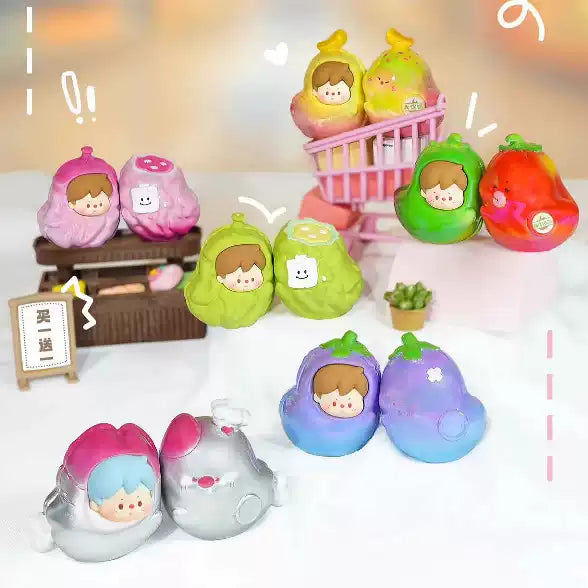 A BU!FRESH DOUBLE HAPPY SERIES TOYS