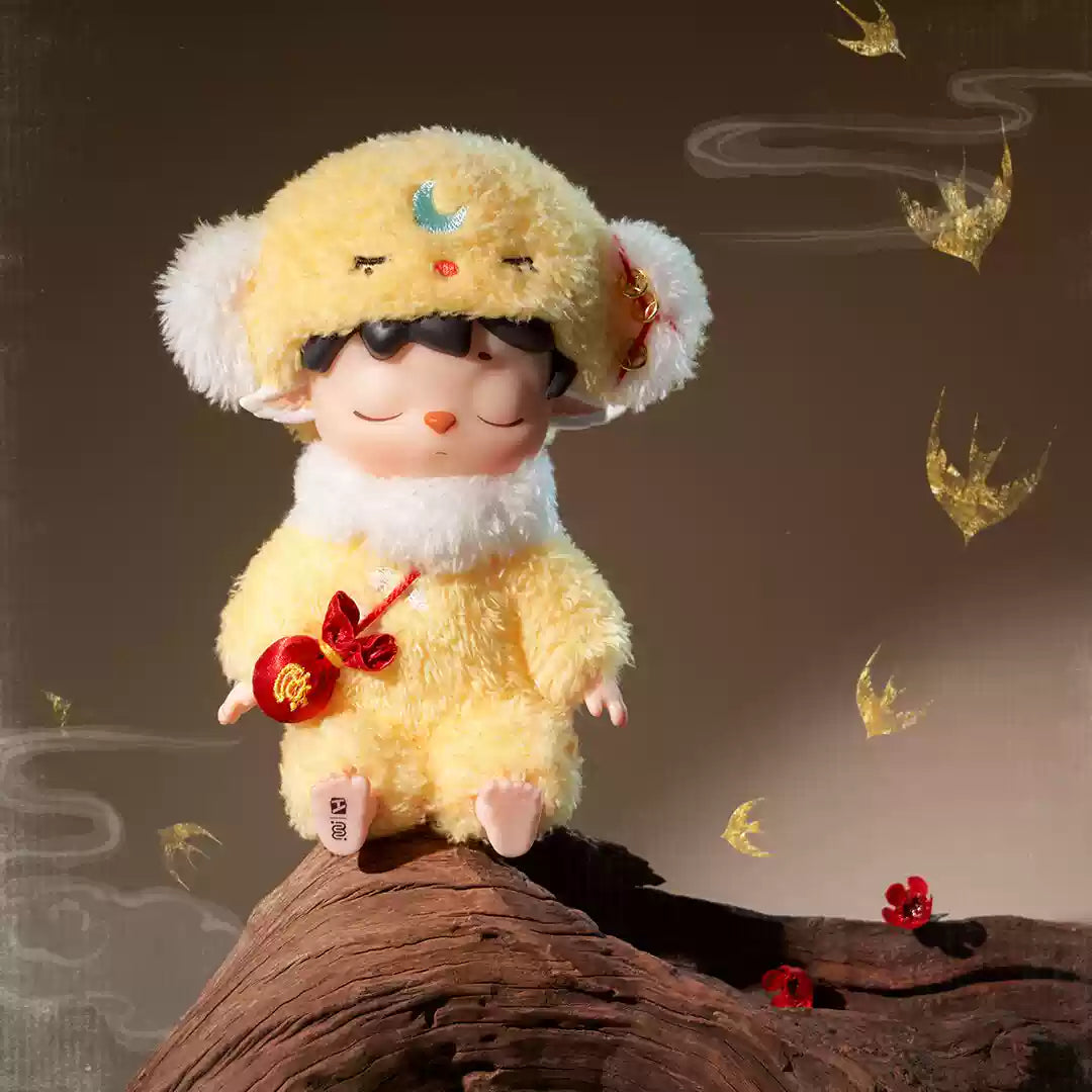 MIMI LEISURELY ELF SERIES VINYL PLUSH