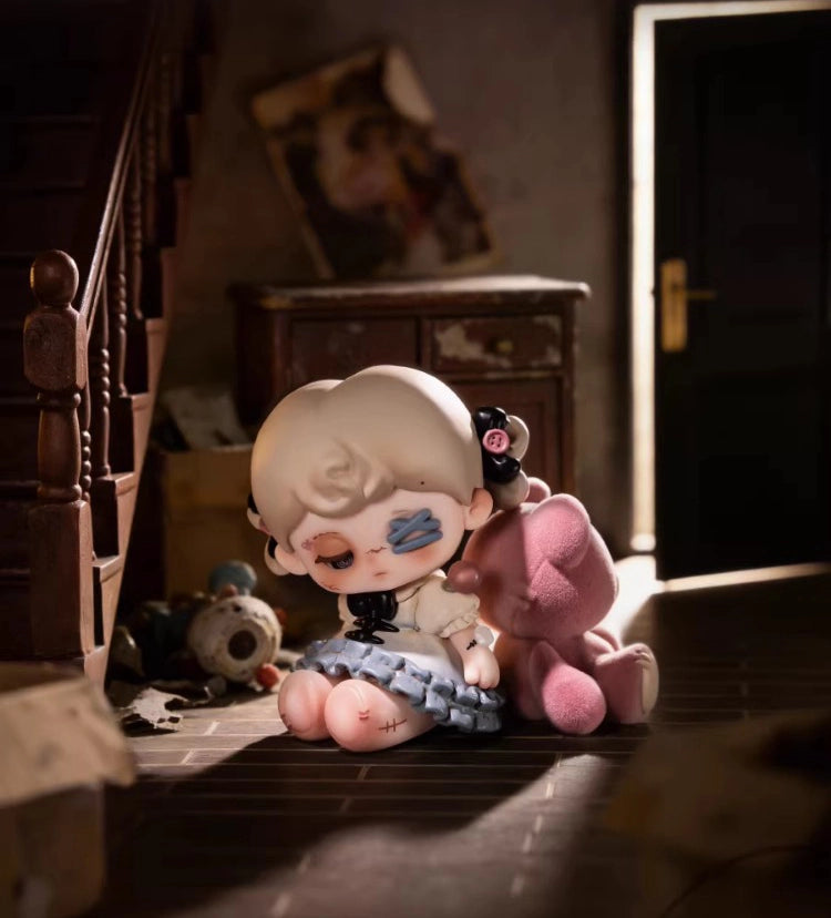 TARTI GHOST IN HOTEL SERIES TOYS DOLLS